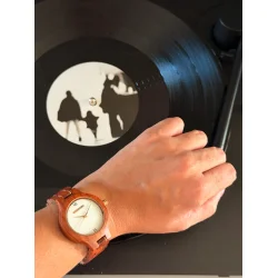 Woodme Terra � Dansk designet tr�ur med jordforbindelse og styrke