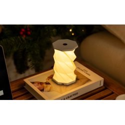 Mini Hexagon Twist Lamp � Elegant LED-design i massivt tr�