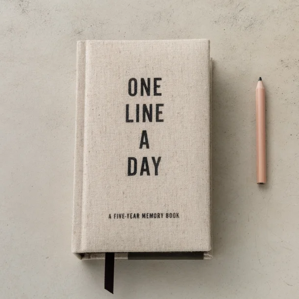 Dagbog - One line a day - Skriv en linje hver dag i fem r - LRRED