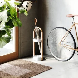 Paraplyholder - Bellwood - Stativ til bde paraplyer og taskeparaplyer - Umbra