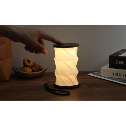 Mini Hexagon Twist Lamp � Elegant LED-design i massivt tr�